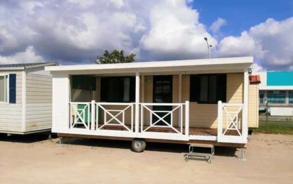 SHELBOX COTTAGE  AVEC VERANDA SUR ROUES