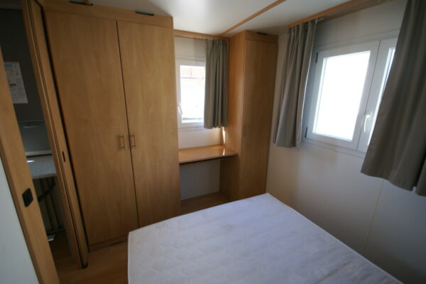 BURSTNER  7X3 2 CHAMBRES – Image 8