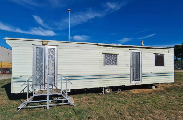 WILLERBY PANAMA 2 CHAMBRES 2006