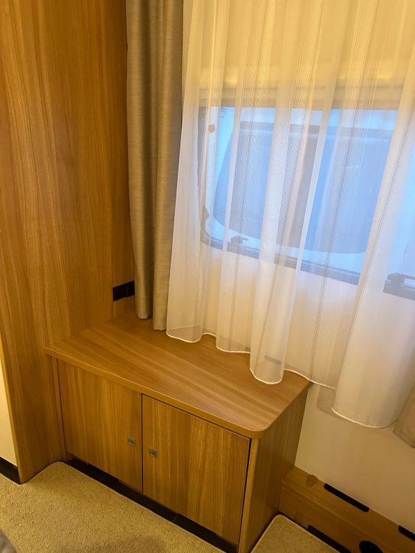 Dethleffs Camper | Grande salle de bain avec douche | Pack batterie | Stério | Grand frigo – Image 20
