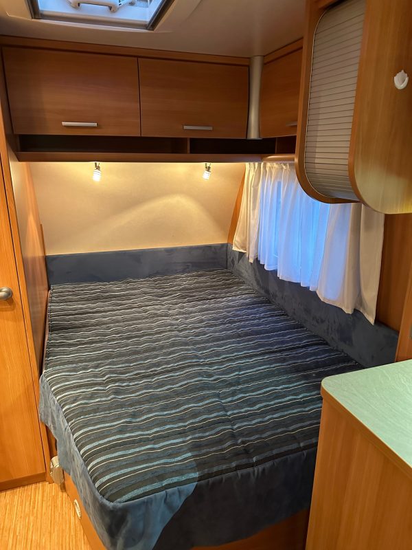 Knaus 450 Sport bien équipé – Image 12