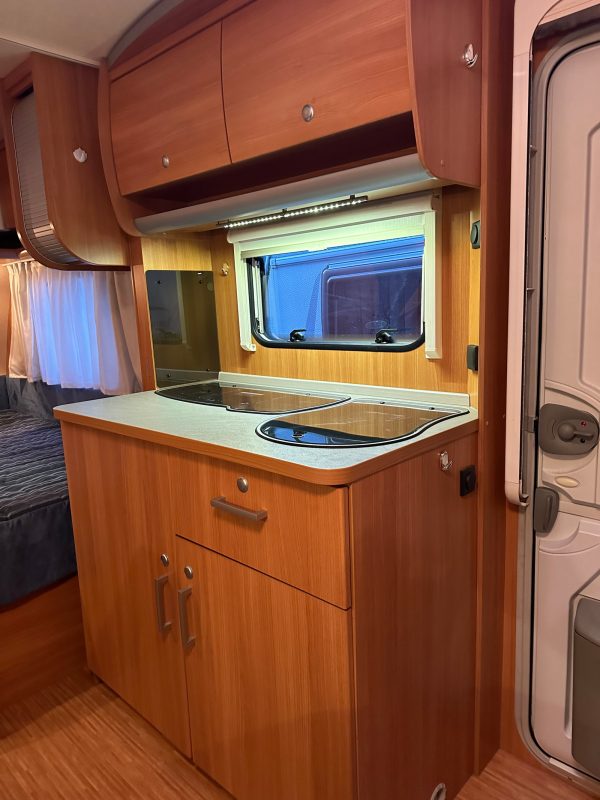 Knaus 450 Sport bien équipé – Image 4