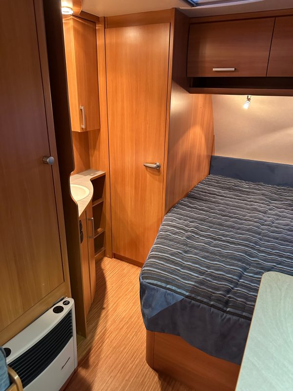 Knaus 450 Sport bien équipé – Image 26