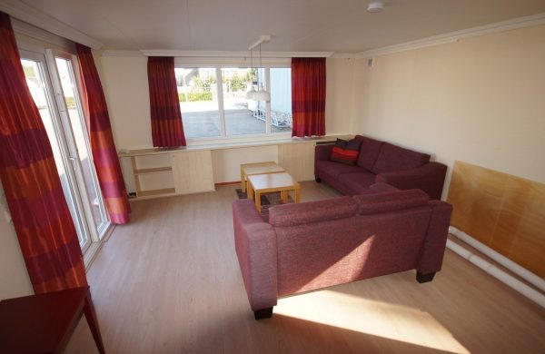 KUNSTSTOF CHALET 1 CHAMBRE – Image 6